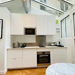 Warm 18M Ideal For Couple In Paris